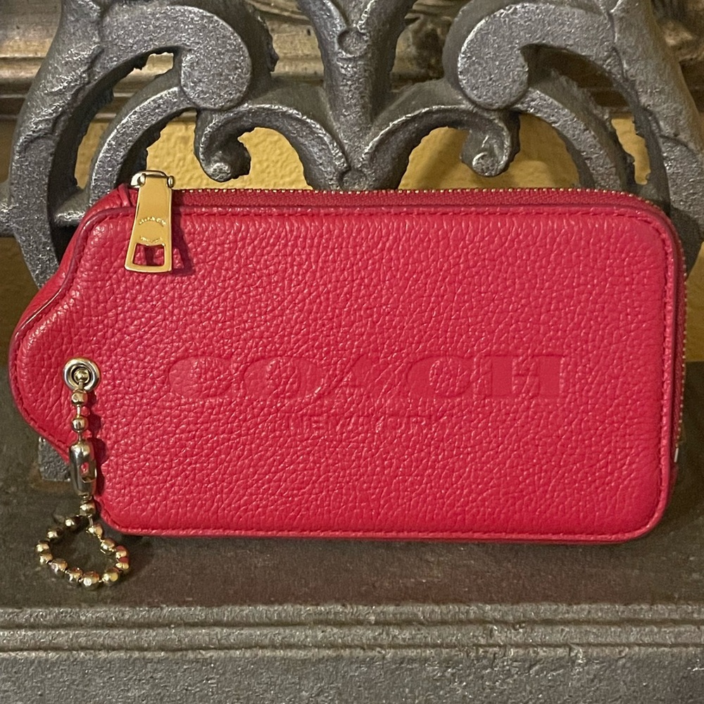 COACH HTF Red Leather XL Hangtag Wallet Multifunctional Case Pouch Keychain